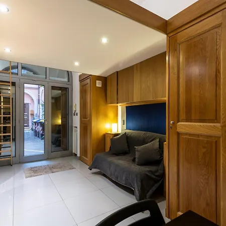 Monti House - City Center-2